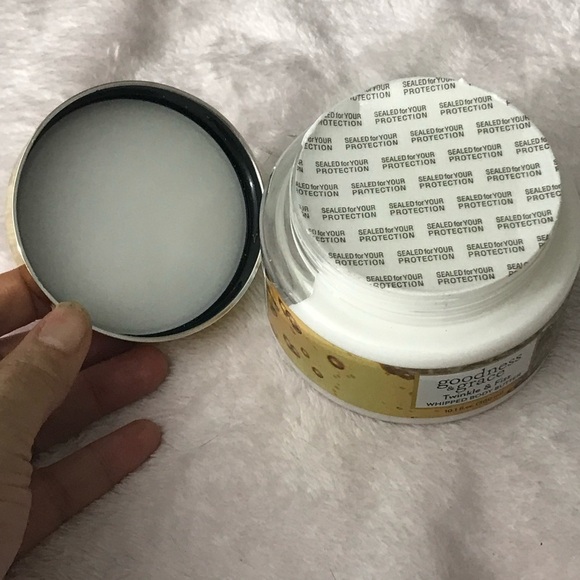Goodness & Grace Twinkle & Fizz Body Butter 10.1 oz (300 ml) Open/ Never Worn - Picture 8 of 9